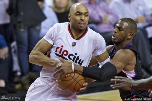 伍家朗逆袭 伍家朗逆袭