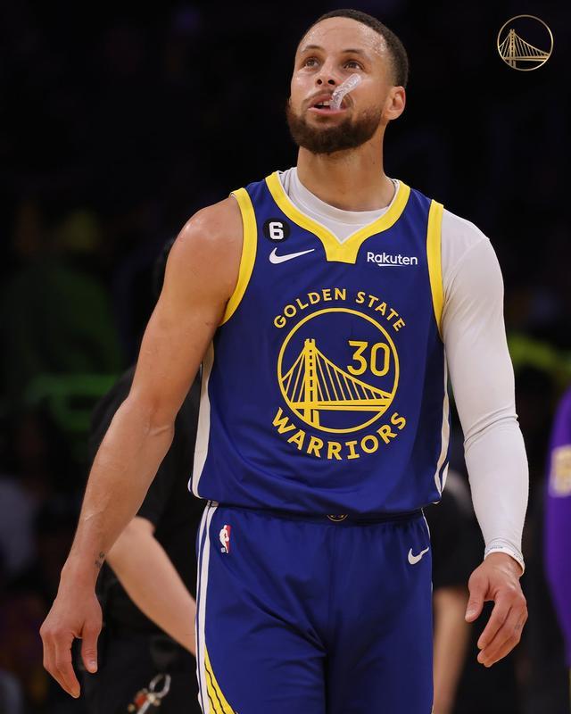 戴维斯续约 戴维斯续约