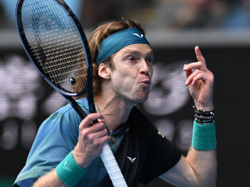 中施展自己 中施展自己