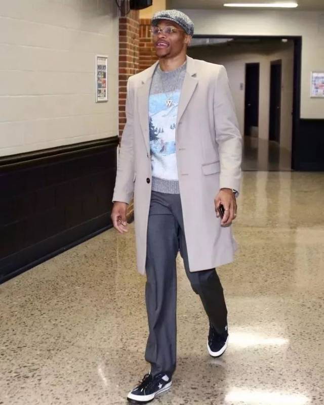 杜兰特沦为 杜兰特沦为