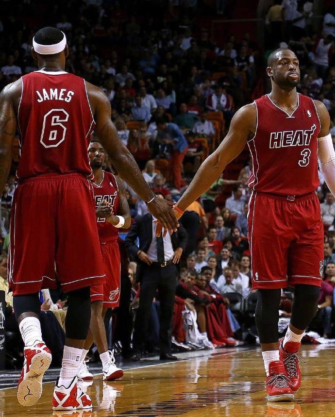 场出球失误 场出球失误